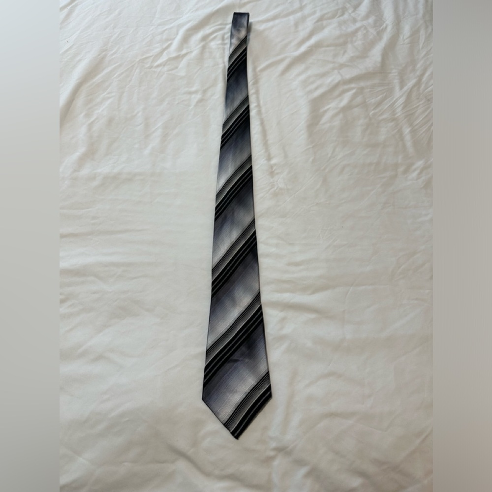 Kenneth Cole Tie